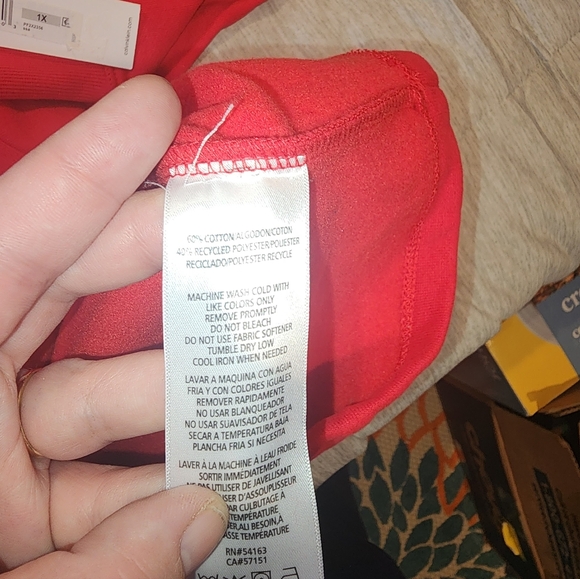 Calvin Klein Womenzs Bright Red/pink Sweatshirt - Picture 4 of 7
